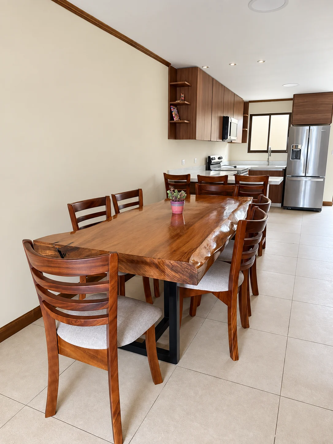 Comedor de borde natural