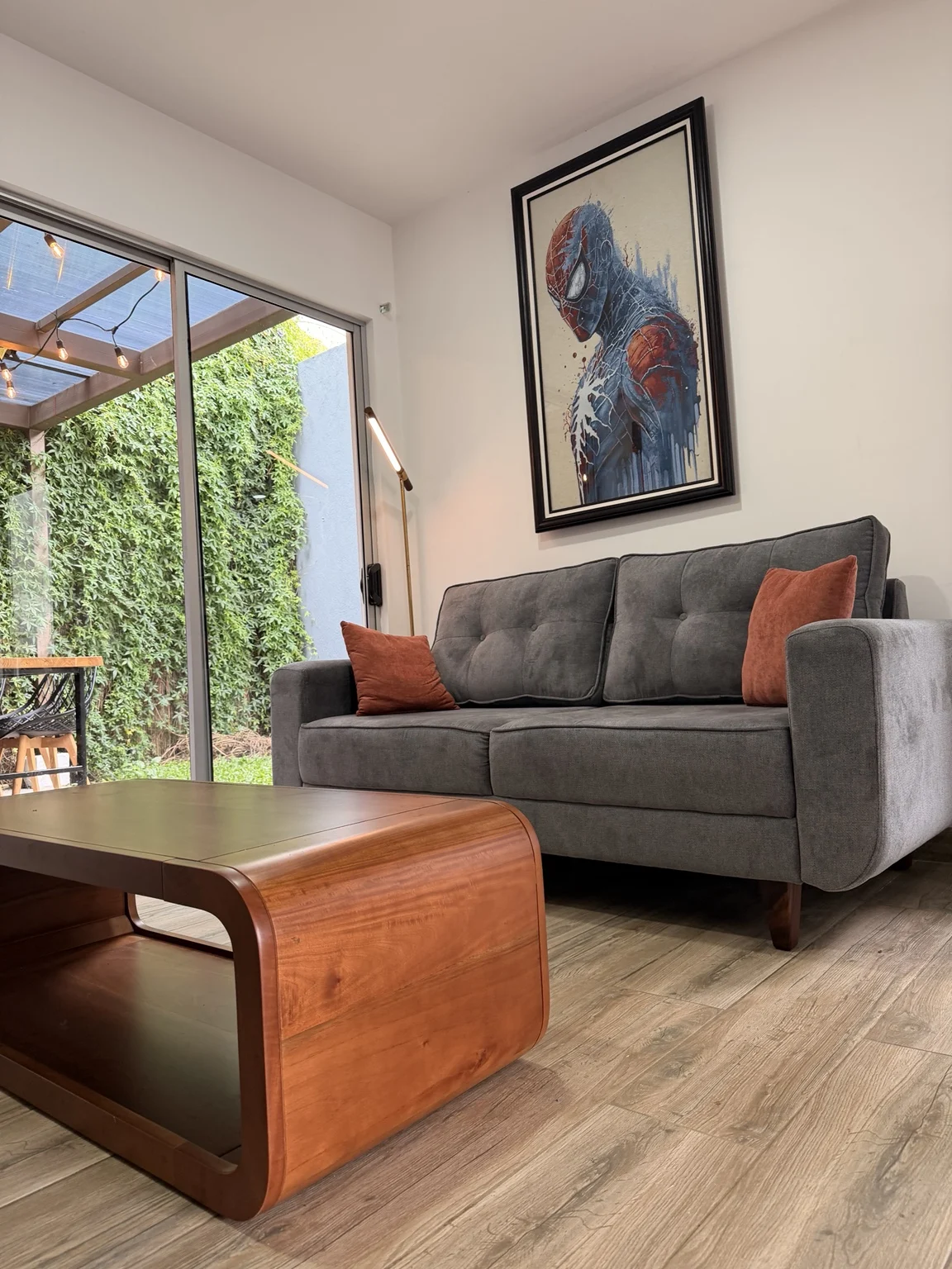 Salas para disfrutar: Muebles que acompañan la vida de tu hogar.